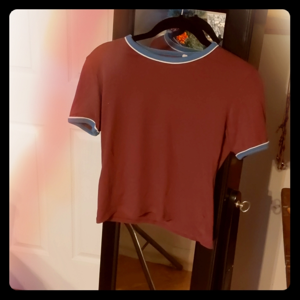 Maroon ringer t-shirt